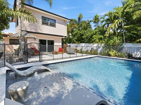702 S Atlantic Drive, Lantana FL 33462