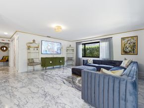 702 S Atlantic Drive, Lantana FL 33462