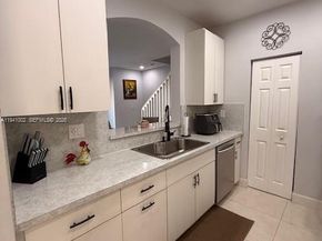 2279 NE 42nd Circle, Homestead FL 33033