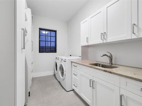 1404 SE 2nd Ct, Fort Lauderdale FL 33301