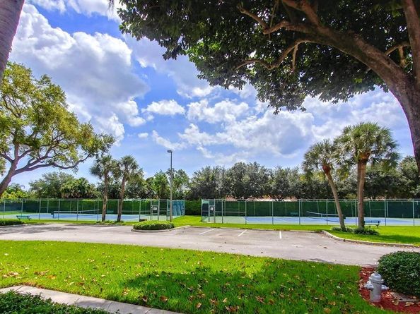 3050 Norwood Pl 201, Boca Raton FL 33431