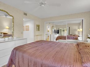 5881 Parkwalk Drive, Boynton Beach FL 33472