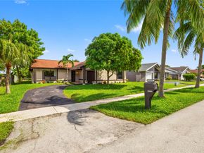 8211 SW 13th Ct, North Lauderdale FL 33068