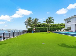 2100 Notre Dame Drive, Lake Worth Beach FL 33460