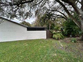 1540 NW 98th Terrace, Pembroke Pines FL 33024
