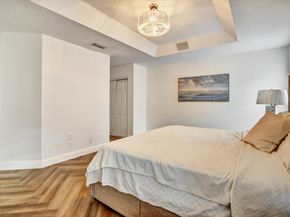 112 Cocoplum Circle, Royal Palm Beach FL 33411