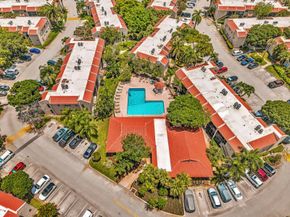 5314 NE 6 Avenue E20, Oakland Park FL 33334