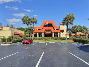3150 Holiday Springs Boulevard 8204, Margate FL 33063
