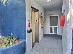 3150 Holiday Springs Boulevard 8204, Margate FL 33063