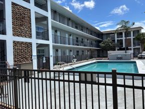 1021 NE 24th Ave 9, Pompano Beach FL 33062