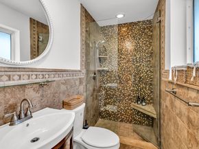 2800 NE 21st Ave, Lighthouse Point FL 33064