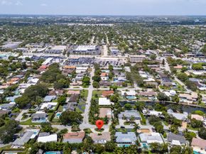 2800 NE 21st Ave, Lighthouse Point FL 33064