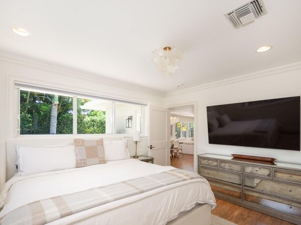 2800 NE 21st Ave, Lighthouse Point FL 33064