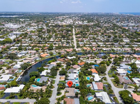 2800 NE 21st Ave, Lighthouse Point FL 33064