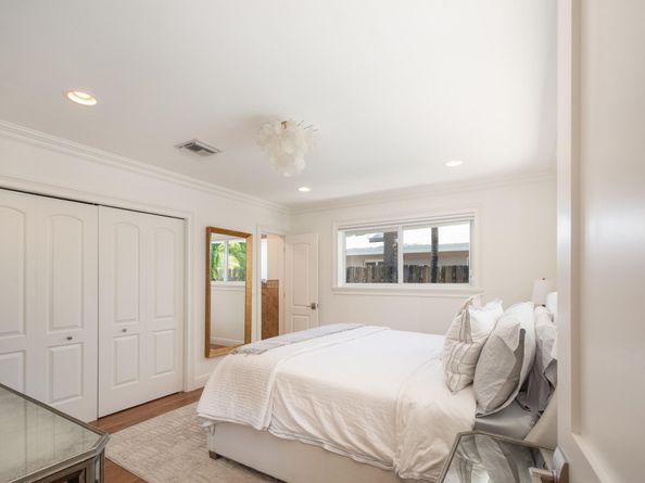 2800 NE 21st Ave, Lighthouse Point FL 33064