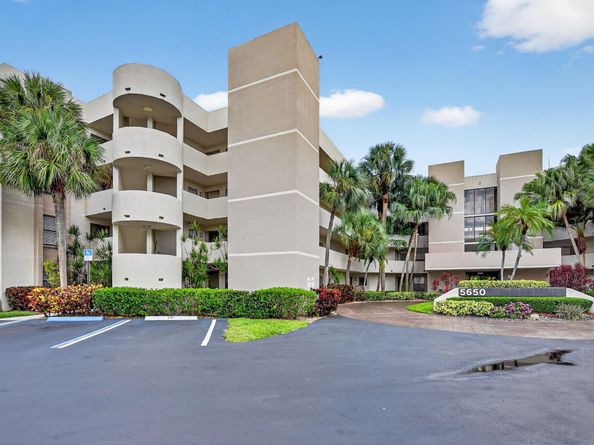5650 Camino Del Sol 200, Boca Raton FL 33433