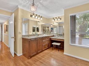 5650 Camino Del Sol 200, Boca Raton FL 33433