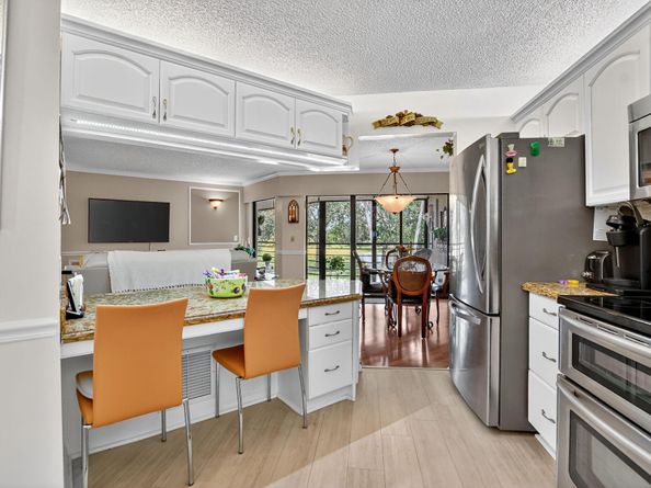 5650 Camino Del Sol 200, Boca Raton FL 33433