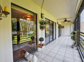 5650 Camino Del Sol 200, Boca Raton FL 33433