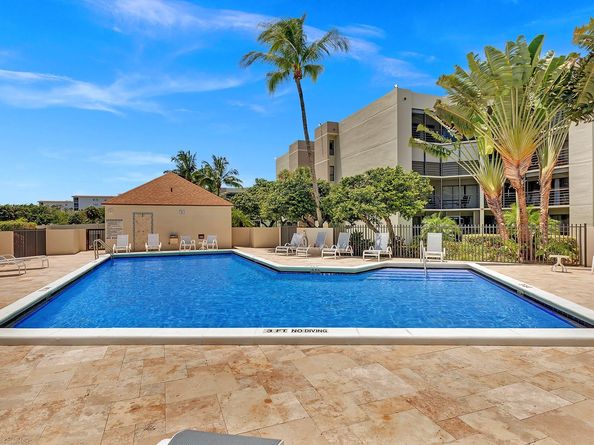 5650 Camino Del Sol 200, Boca Raton FL 33433