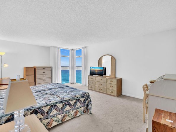 1370 S Ocean Blvd 1107, Pompano Beach FL 33062