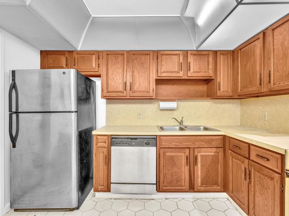 1370 S Ocean Blvd 1107, Pompano Beach FL 33062