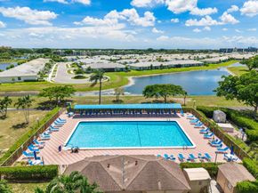 6936 Huntington Ln 304, Delray Beach FL 33446