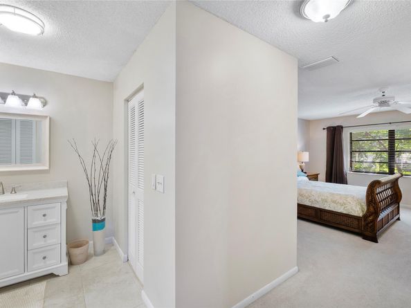 21648 Cypress Rd 13G, Boca Raton FL 33433