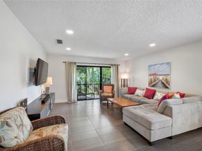 21648 Cypress Rd 13G, Boca Raton FL 33433