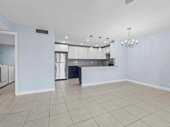 1103 Green Pine Boulevard C2, West Palm Beach FL 33409