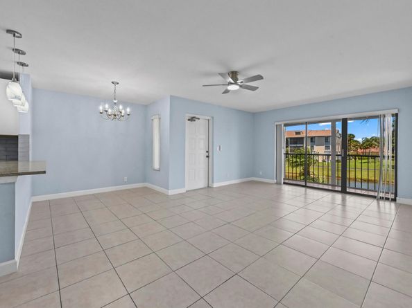1103 Green Pine Boulevard C2, West Palm Beach FL 33409