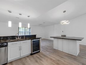 8031 NW 47th Ct, Lauderhill FL 33351