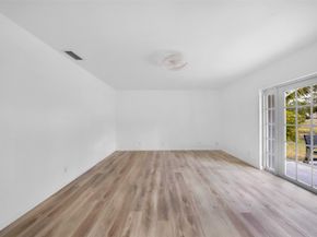 8031 NW 47th Ct, Lauderhill FL 33351