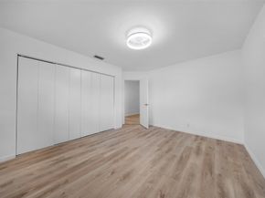 8031 NW 47th Ct, Lauderhill FL 33351