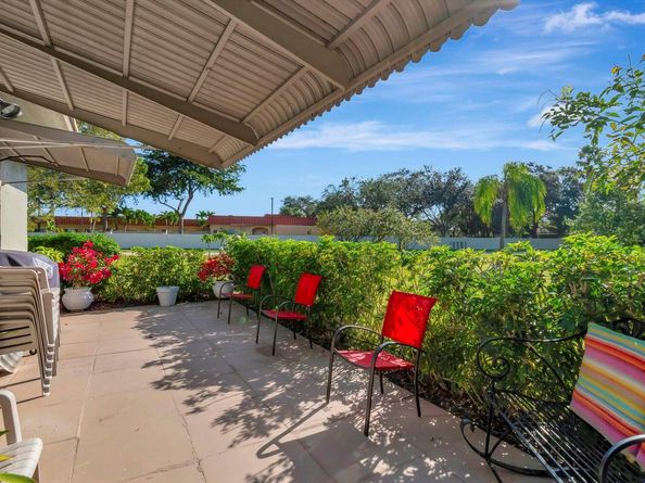 1502 Palmland Drive 1F, Boynton Beach FL 33436