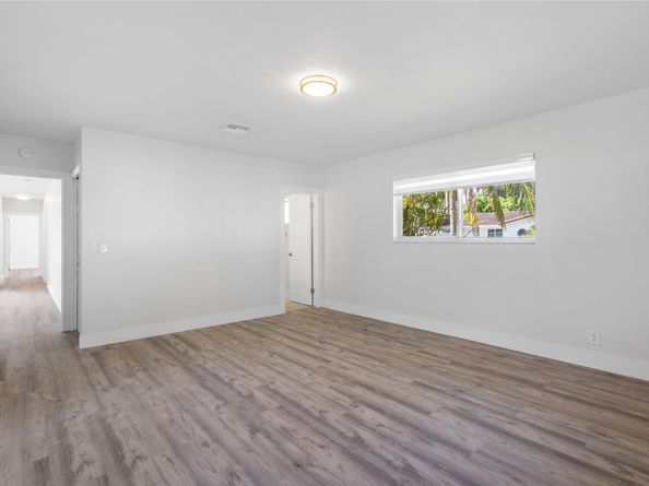 1255 Hollywood Blvd, Hollywood FL 33019