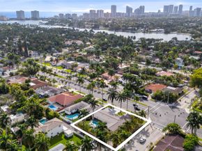 1255 Hollywood Blvd, Hollywood FL 33019