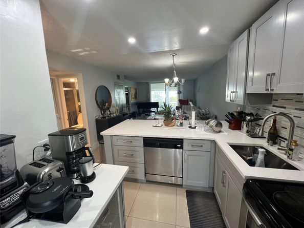 1040 SE 4th Ave 123, Deerfield Beach FL 33441