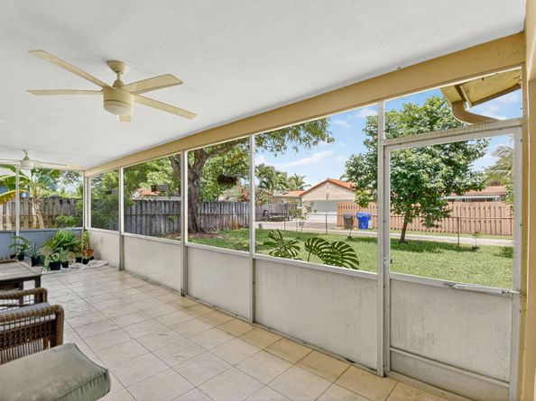 5305 Johnson St, Hollywood FL 33021