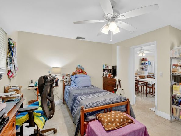 5305 Johnson St, Hollywood FL 33021
