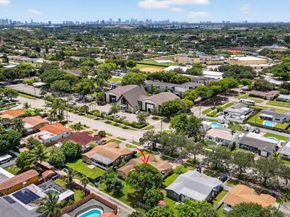 5305 Johnson St, Hollywood FL 33021