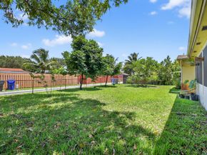 5305 Johnson St, Hollywood FL 33021