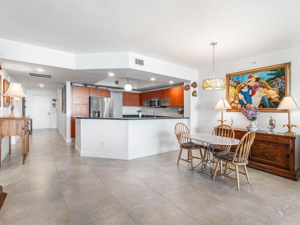 2650 Lake Shore Drive 1705, Riviera Beach FL 33404