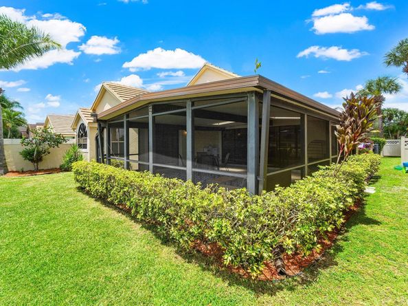 6932 Bitterbush Place, Boynton Beach FL 33472