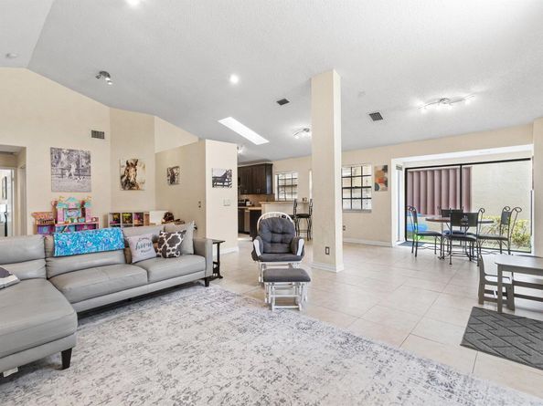 6932 Bitterbush Place, Boynton Beach FL 33472