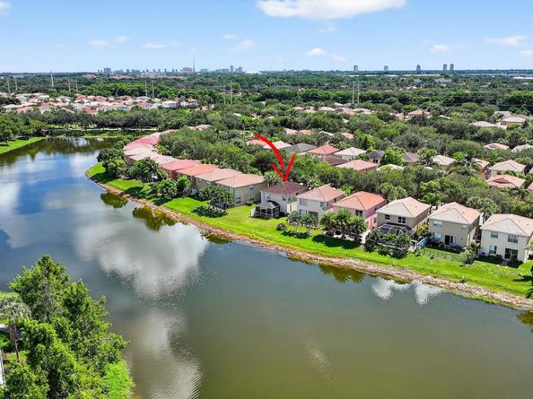 4451 Lake Lucerne Circle, West Palm Beach FL 33409