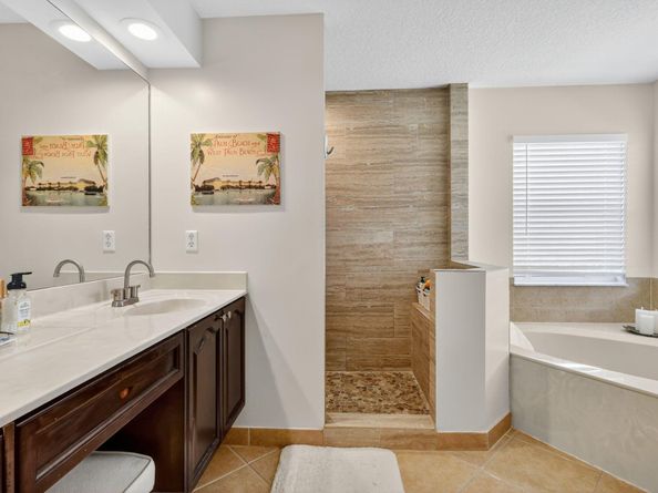 4451 Lake Lucerne Circle, West Palm Beach FL 33409