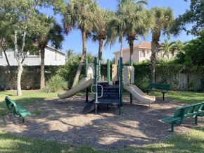 4451 Lake Lucerne Circle, West Palm Beach FL 33409
