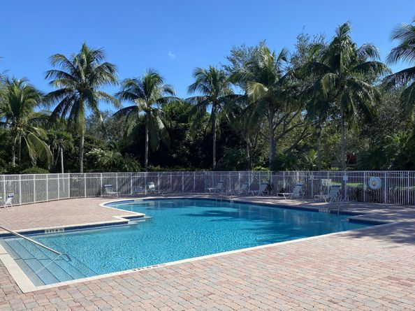 4451 Lake Lucerne Circle, West Palm Beach FL 33409