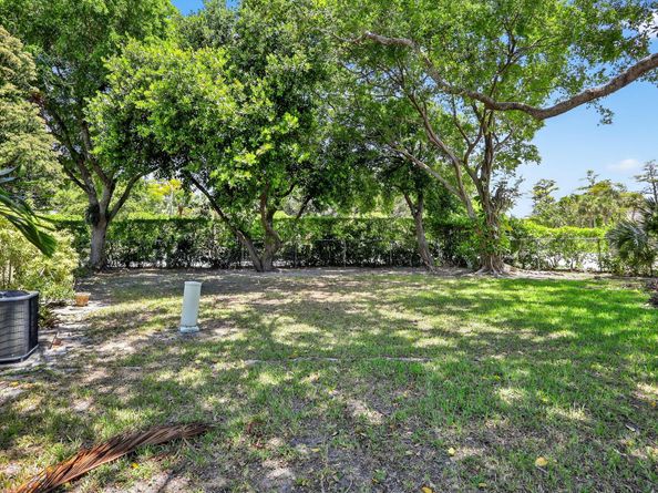 3072 S Oakland Forest Drive 406, Oakland Park FL 33309